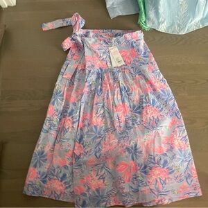 Lilly Pulitzer women’s maxi skirt in Pink and Blue Floral